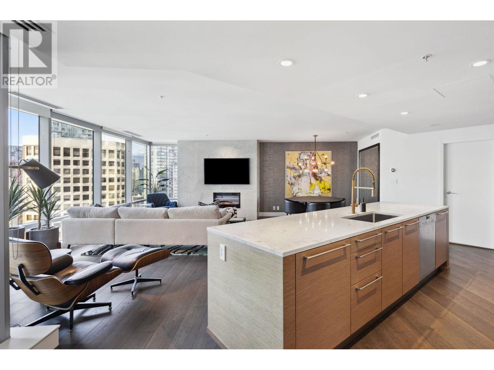 Listing Picture 14 of 34 : 2109 1111 ALBERNI STREET, Vancouver / 溫哥華 - 魯藝地產 Yvonne Lu Group - MLS Medallion Club Member