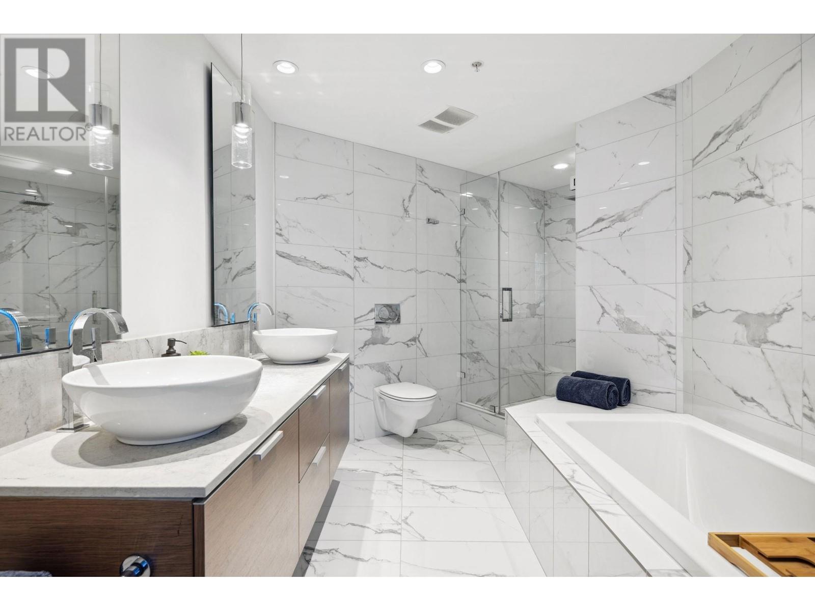 Listing Picture 22 of 34 : 2109 1111 ALBERNI STREET, Vancouver / 溫哥華 - 魯藝地產 Yvonne Lu Group - MLS Medallion Club Member