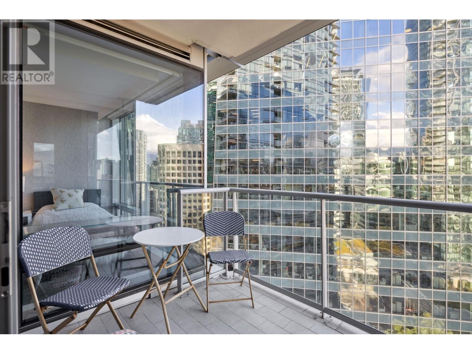 Listing Picture 28 of 34 : 2109 1111 ALBERNI STREET, Vancouver / 溫哥華 - 魯藝地產 Yvonne Lu Group - MLS Medallion Club Member