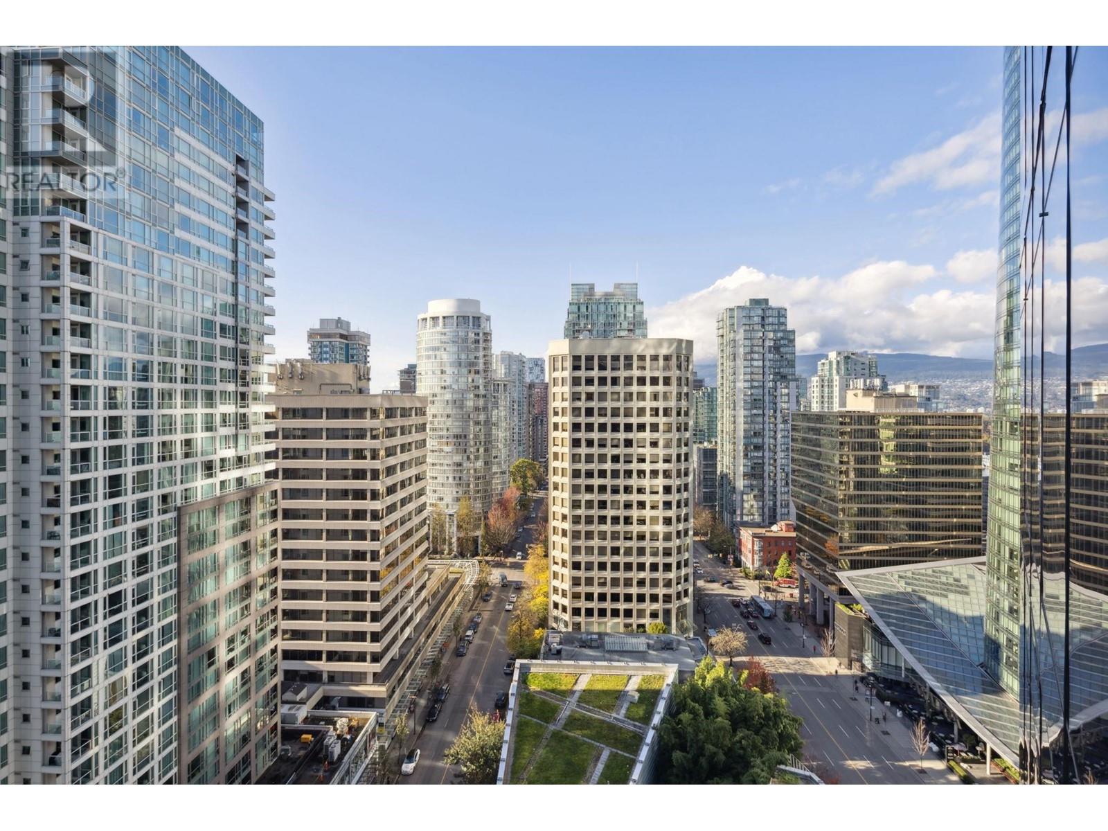 Listing Picture 30 of 34 : 2109 1111 ALBERNI STREET, Vancouver / 溫哥華 - 魯藝地產 Yvonne Lu Group - MLS Medallion Club Member