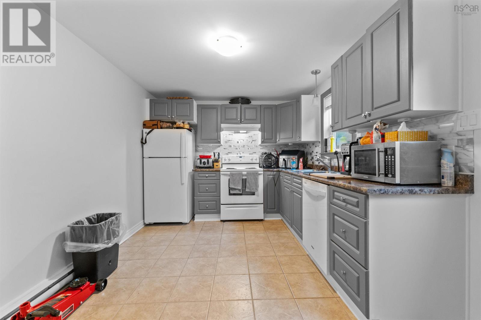 87 Meadowbrook Drive, Bedford, Nova Scotia  B4A 1R2 - Photo 24 - 202500807