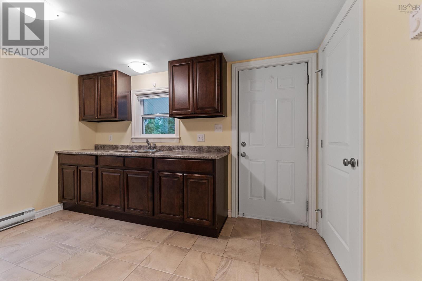 87 Meadowbrook Drive, Bedford, Nova Scotia  B4A 1R2 - Photo 7 - 202500807