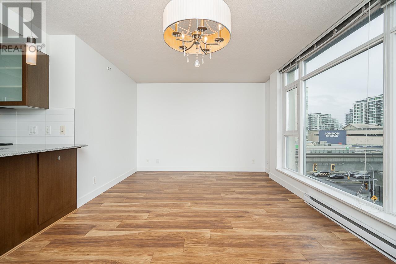Listing Picture 10 of 25 : 617 8068 WESTMINSTER HIGHWAY, Richmond / 烈治文 - 魯藝地產 Yvonne Lu Group - MLS Medallion Club Member