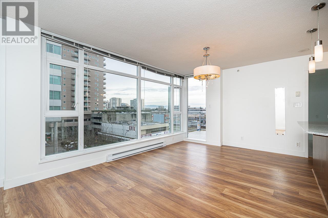 Listing Picture 15 of 25 : 617 8068 WESTMINSTER HIGHWAY, Richmond / 烈治文 - 魯藝地產 Yvonne Lu Group - MLS Medallion Club Member