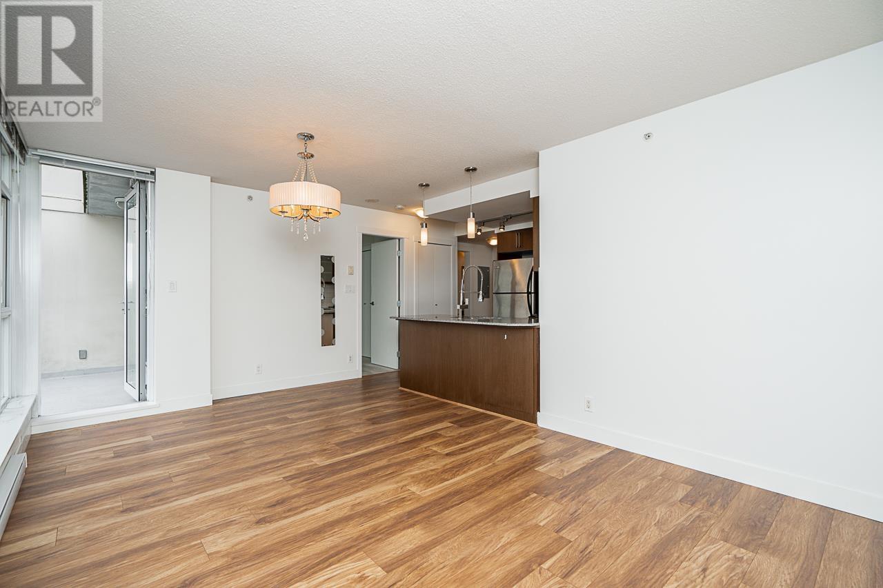 Listing Picture 13 of 25 : 617 8068 WESTMINSTER HIGHWAY, Richmond / 烈治文 - 魯藝地產 Yvonne Lu Group - MLS Medallion Club Member