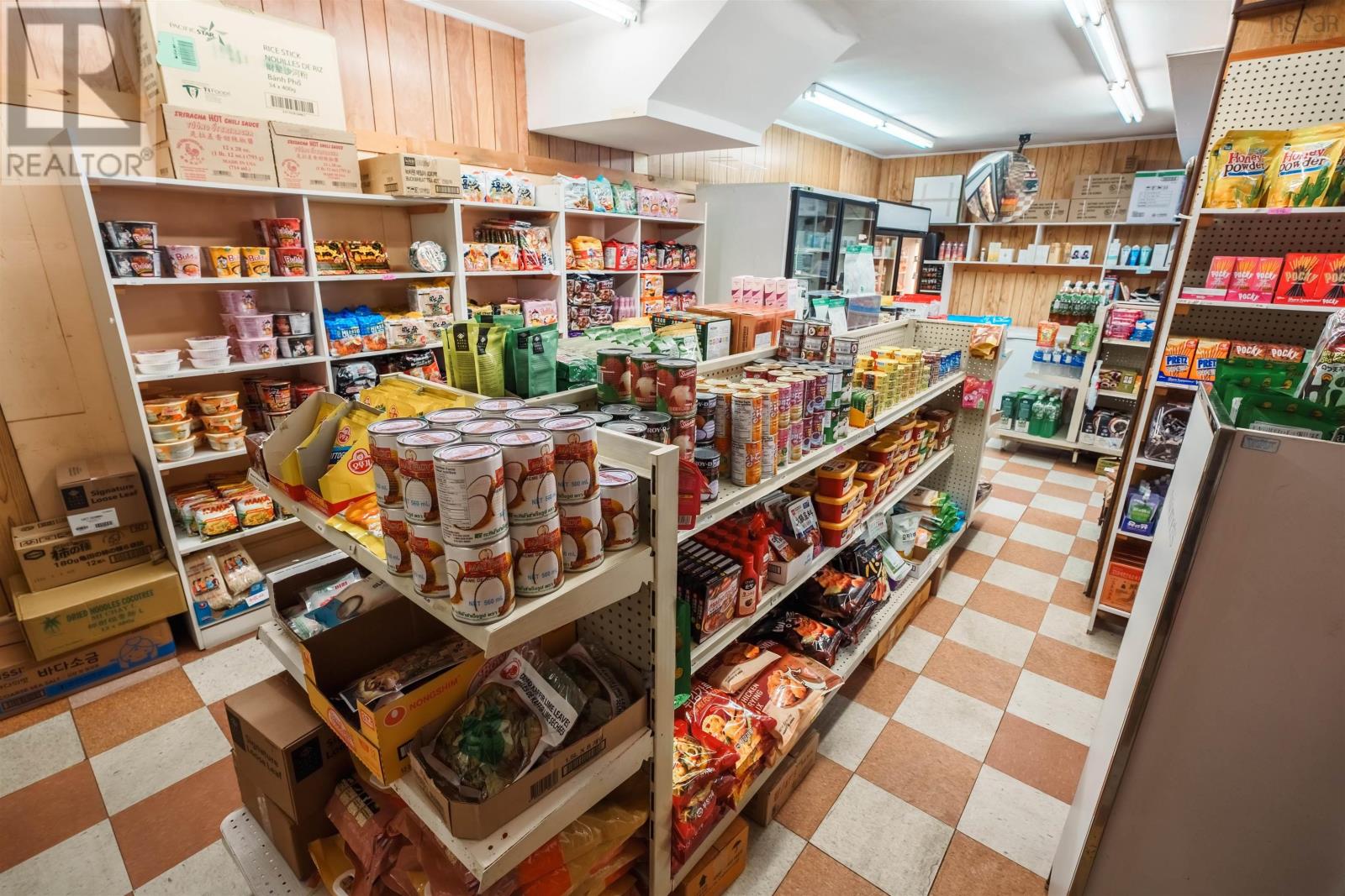 7018 Chebucto Road, Halifax, Nova Scotia  B3L 1M8 - Photo 18 - 202500813