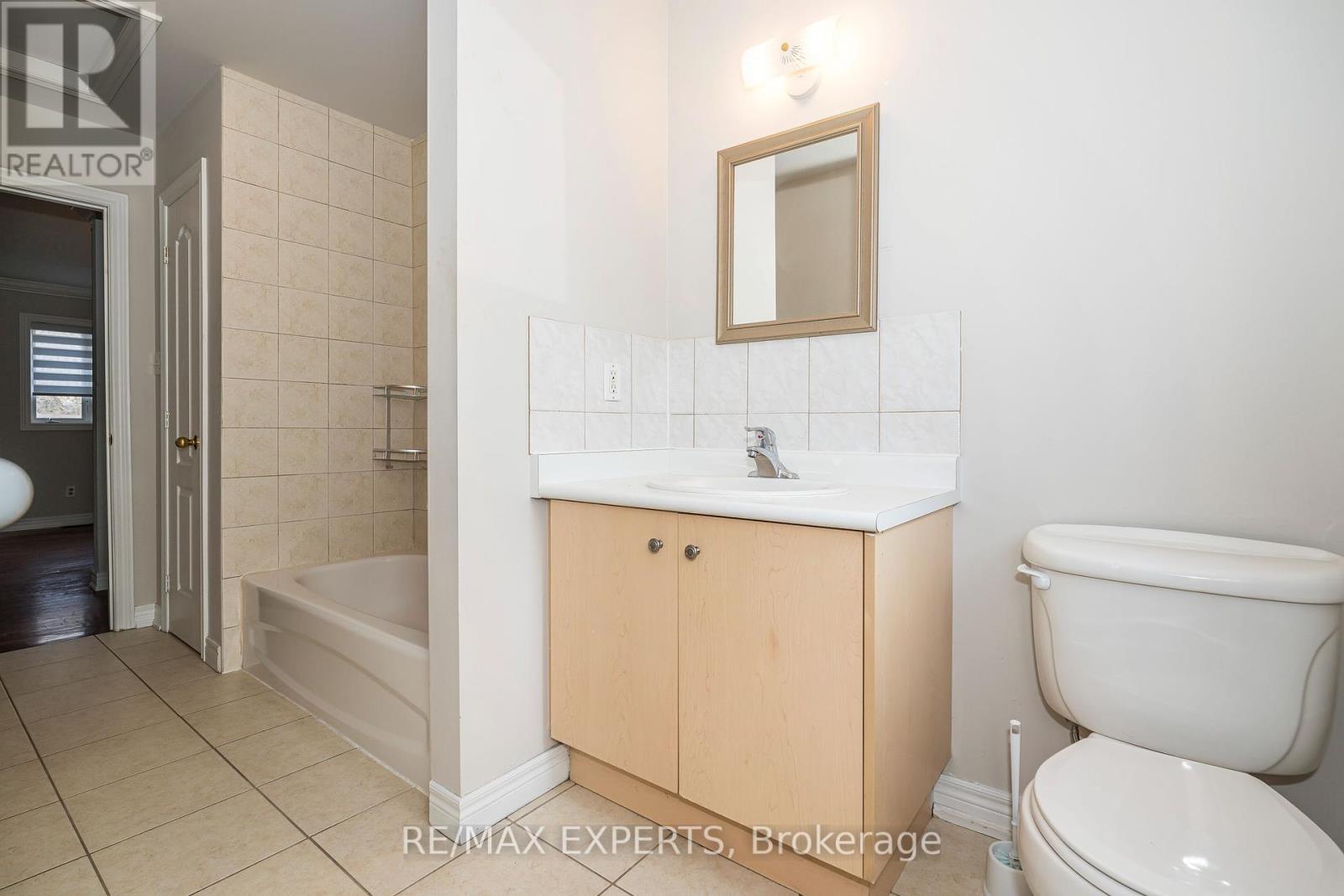 3 - 8310 Islington Avenue, Vaughan, Ontario  L4L 1W8 - Photo 13 - N11922305