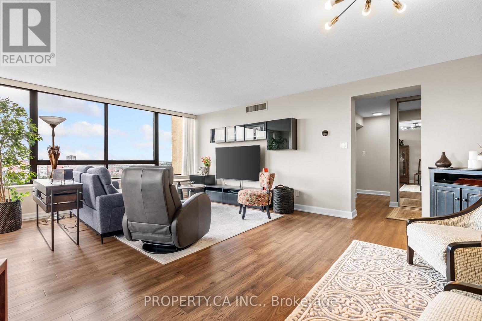 Property at 1808 - 4235 SHERWOODTOWNE BOULEVARD image 3