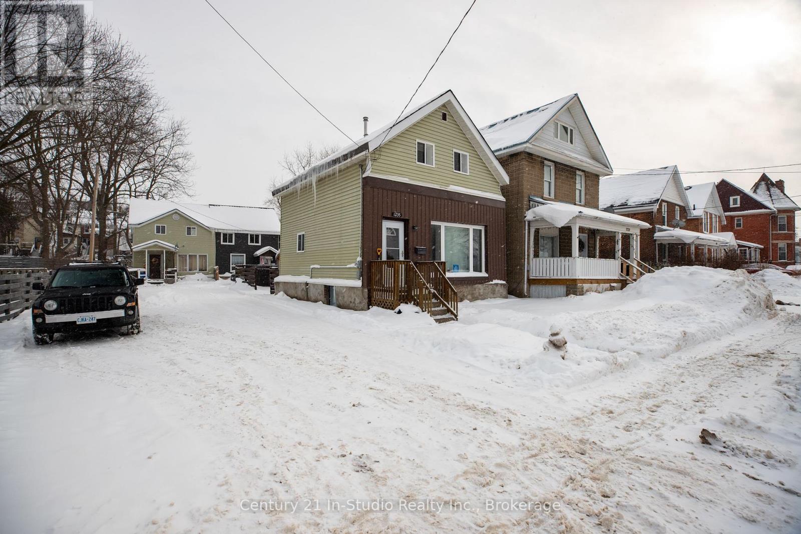 1235 2nd Avenue E, Owen Sound, Ontario  N4K 2J2 - Photo 3 - X11921962