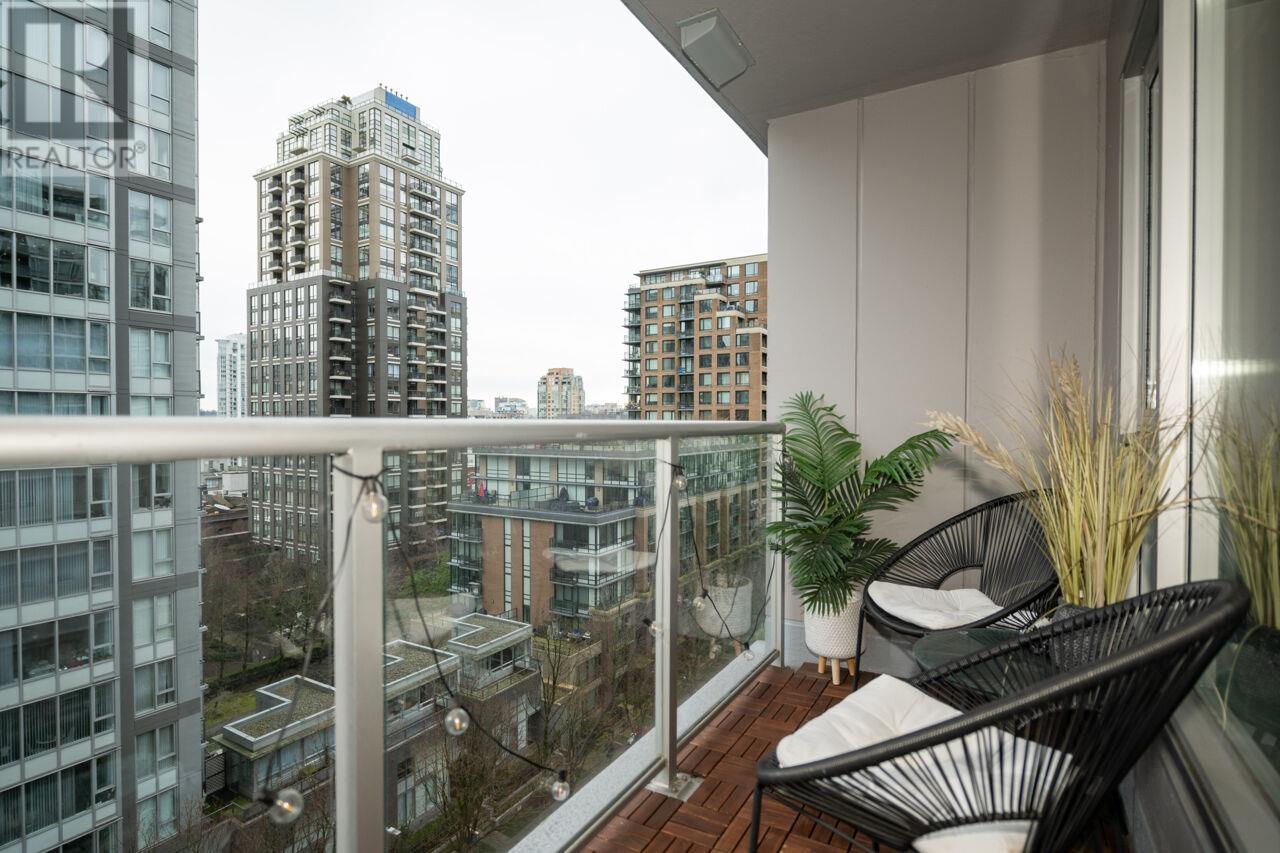 Listing Picture 6 of 25 : 904 1001 RICHARDS STREET, Vancouver / 溫哥華 - 魯藝地產 Yvonne Lu Group - MLS Medallion Club Member