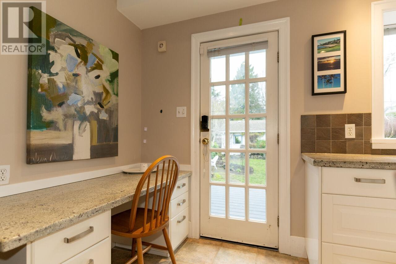 Listing Picture 14 of 36 : 3869 W 38TH AVENUE, Vancouver / 溫哥華 - 魯藝地產 Yvonne Lu Group - MLS Medallion Club Member