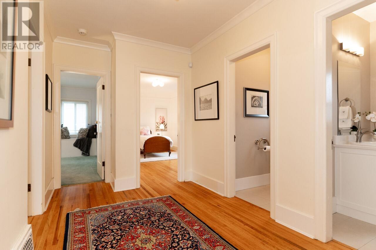 Listing Picture 17 of 36 : 3869 W 38TH AVENUE, Vancouver / 溫哥華 - 魯藝地產 Yvonne Lu Group - MLS Medallion Club Member