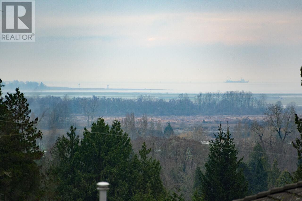 Listing Picture 19 of 36 : 3869 W 38TH AVENUE, Vancouver / 溫哥華 - 魯藝地產 Yvonne Lu Group - MLS Medallion Club Member