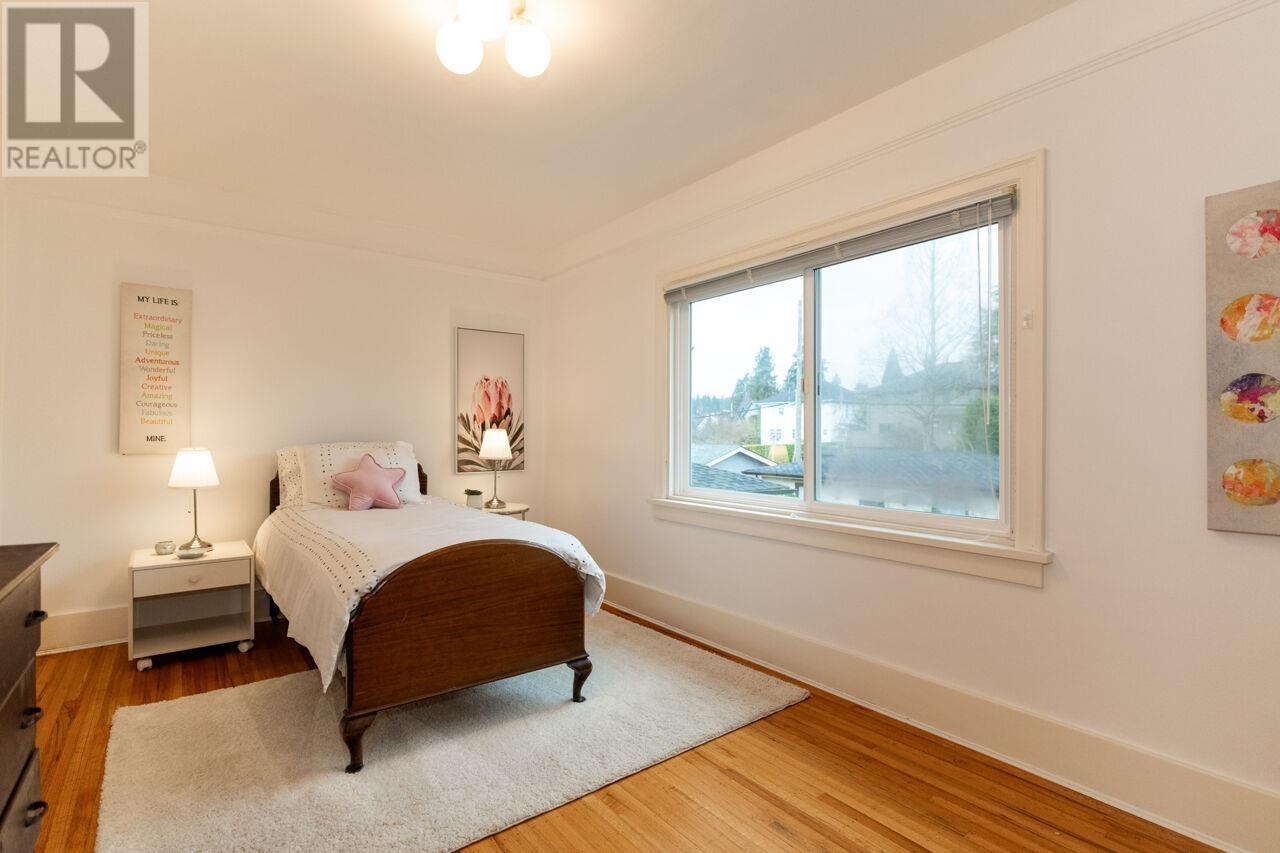 Listing Picture 22 of 36 : 3869 W 38TH AVENUE, Vancouver / 溫哥華 - 魯藝地產 Yvonne Lu Group - MLS Medallion Club Member