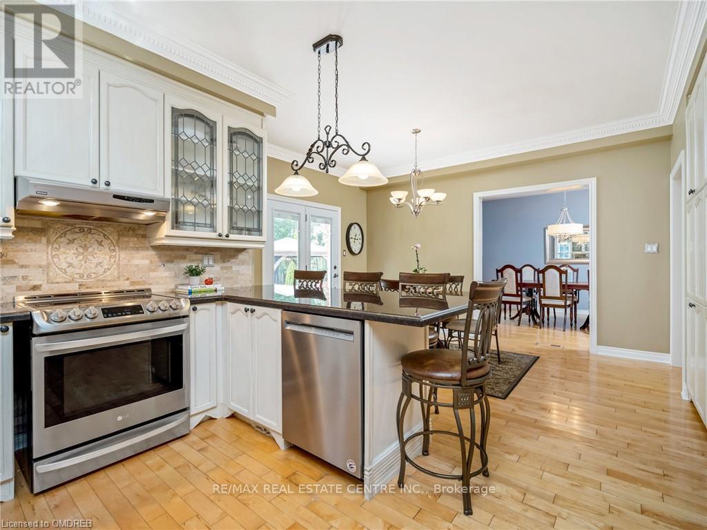 15 Trillium Terrace, Halton Hills, Ontario  L7J 2W8 - Photo 13 - W11922450