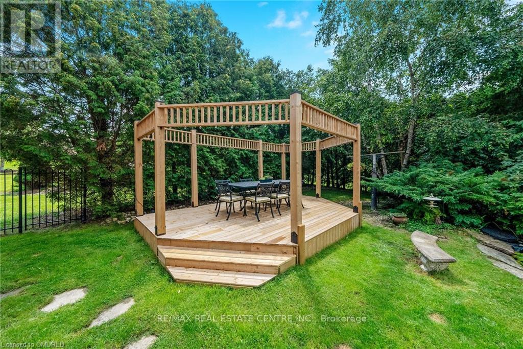15 Trillium Terrace, Halton Hills, Ontario  L7J 2W8 - Photo 33 - W11922450