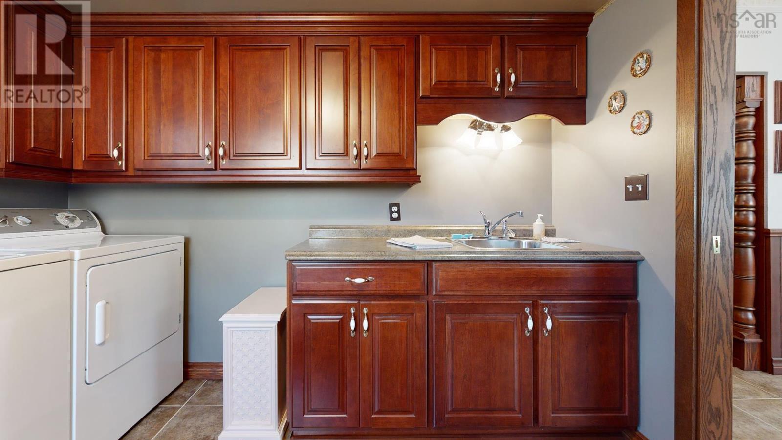 161 Queen Street, Digby, Nova Scotia  B0V 1A0 - Photo 14 - 202500736