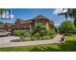 137 THOROUGHBRED Boulevard, Ancaster, Ontario