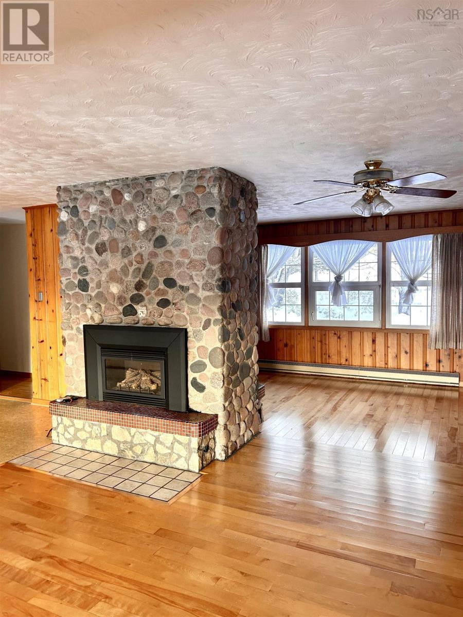 2957 Highway 395 East Lake Ainslie, East Lake Ainslie, Nova Scotia  B0E 3M0 - Photo 13 - 202500642