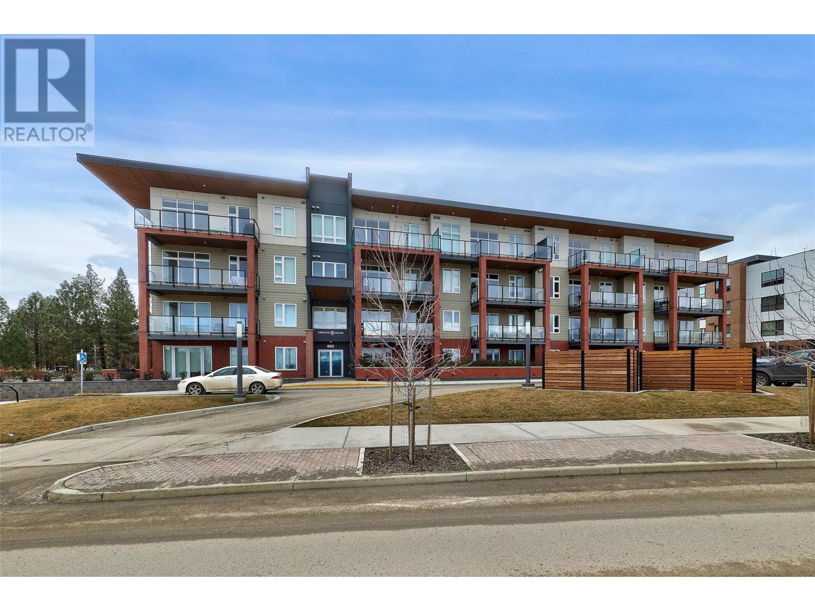 Property at 885 UNIVERSITY Drive Unit# 109 image 1