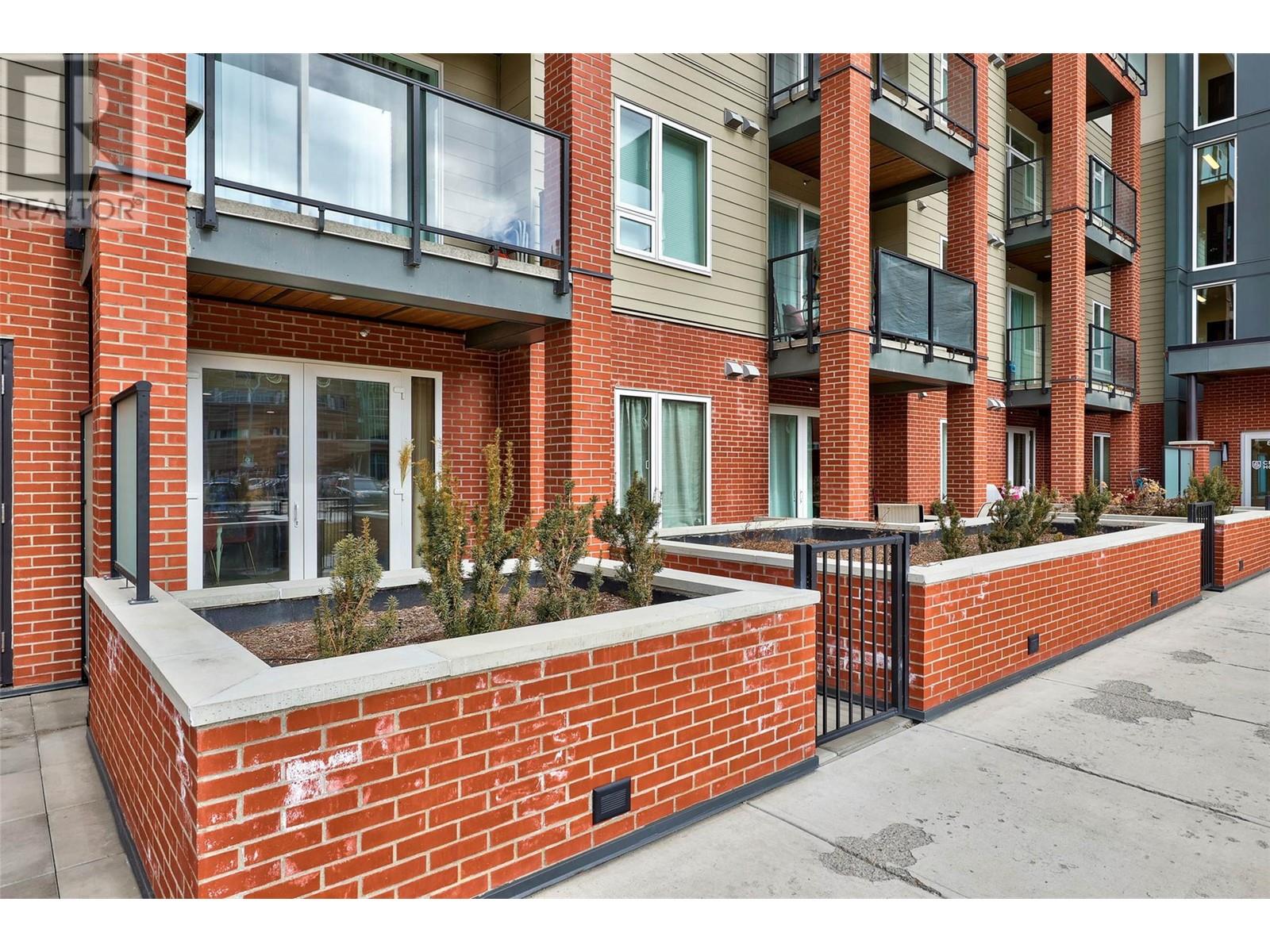 885 UNIVERSITY Drive Unit# 109 Kamloops Photo 9
