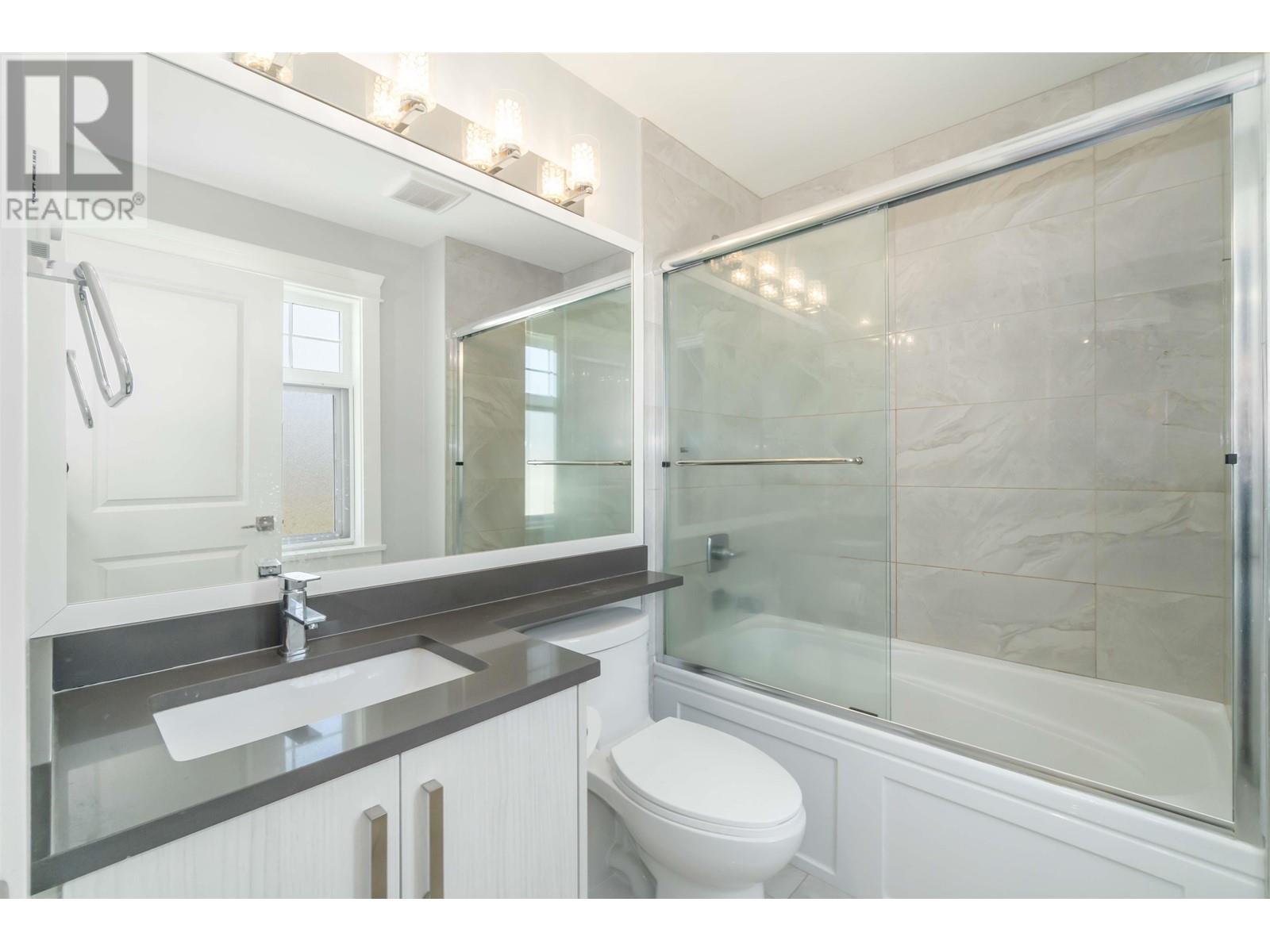 Listing Picture 25 of 30 : 5665 KILLARNEY STREET, Vancouver / 溫哥華 - 魯藝地產 Yvonne Lu Group - MLS Medallion Club Member