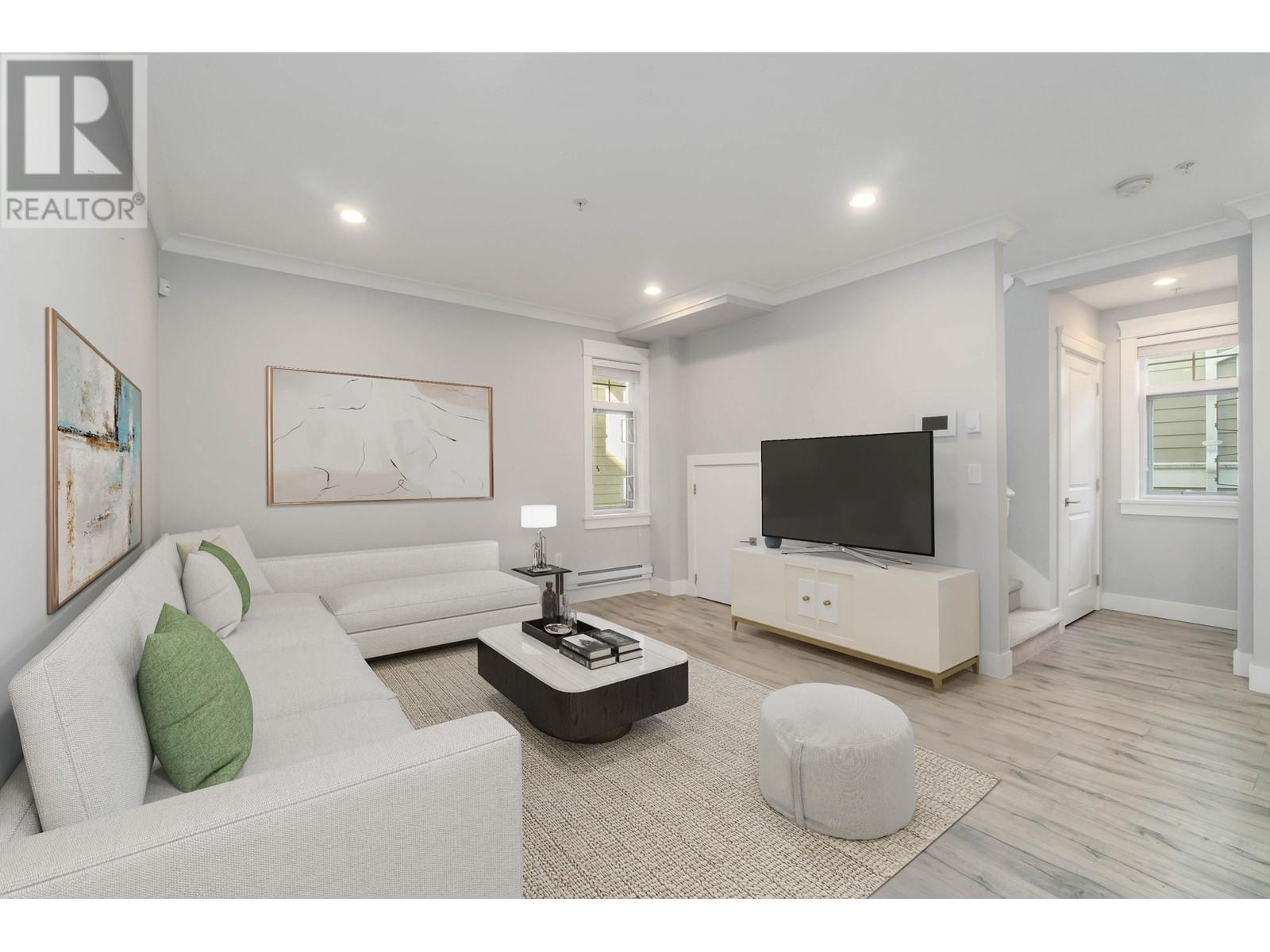 Listing Picture 4 of 30 : 5665 KILLARNEY STREET, Vancouver / 溫哥華 - 魯藝地產 Yvonne Lu Group - MLS Medallion Club Member