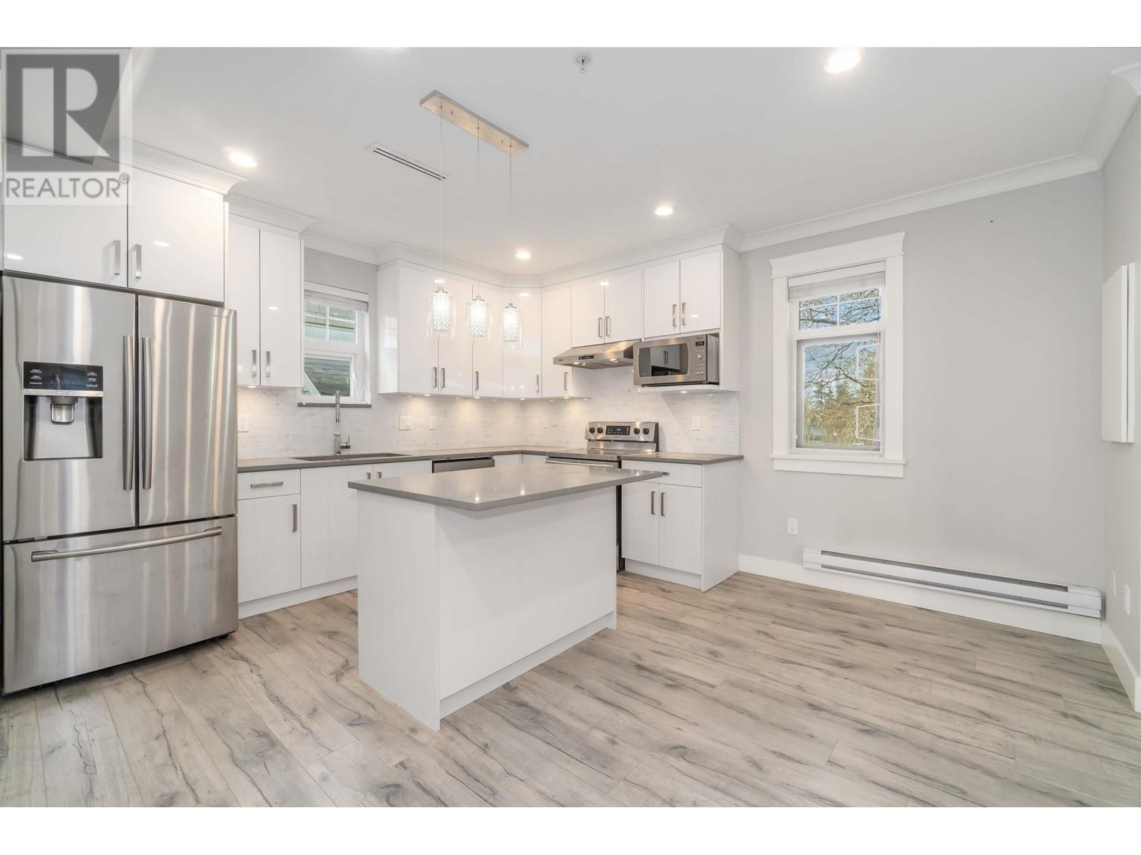 Listing Picture 7 of 30 : 5665 KILLARNEY STREET, Vancouver / 溫哥華 - 魯藝地產 Yvonne Lu Group - MLS Medallion Club Member