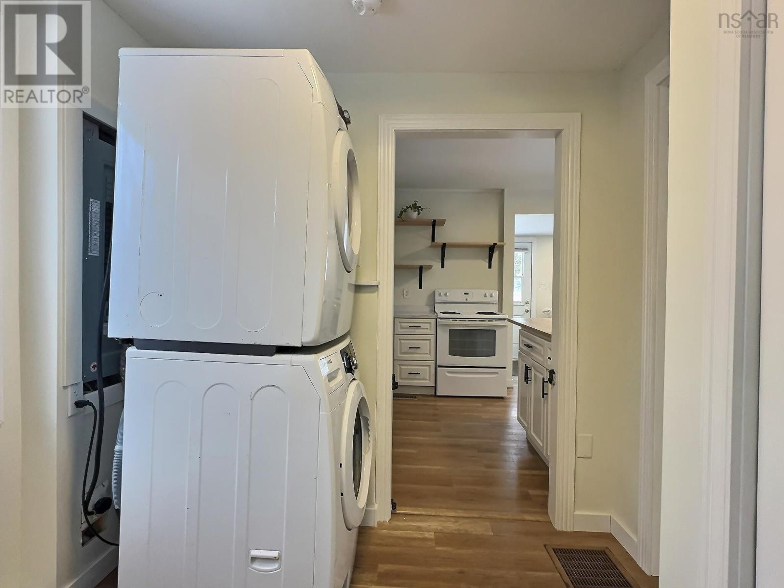 64 Salmon River Road, Valley, Nova Scotia  B6L 2S5 - Photo 11 - 202500826