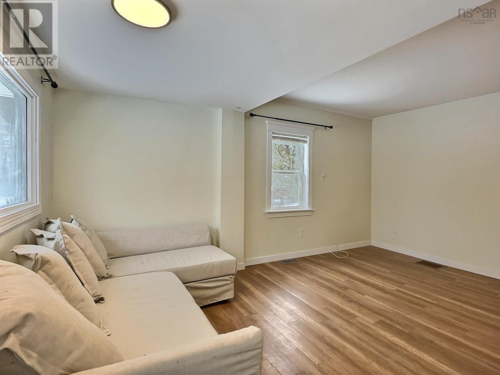 64 Salmon River Road, Valley, Nova Scotia  B6L 2S5 - Photo 5 - 202500826