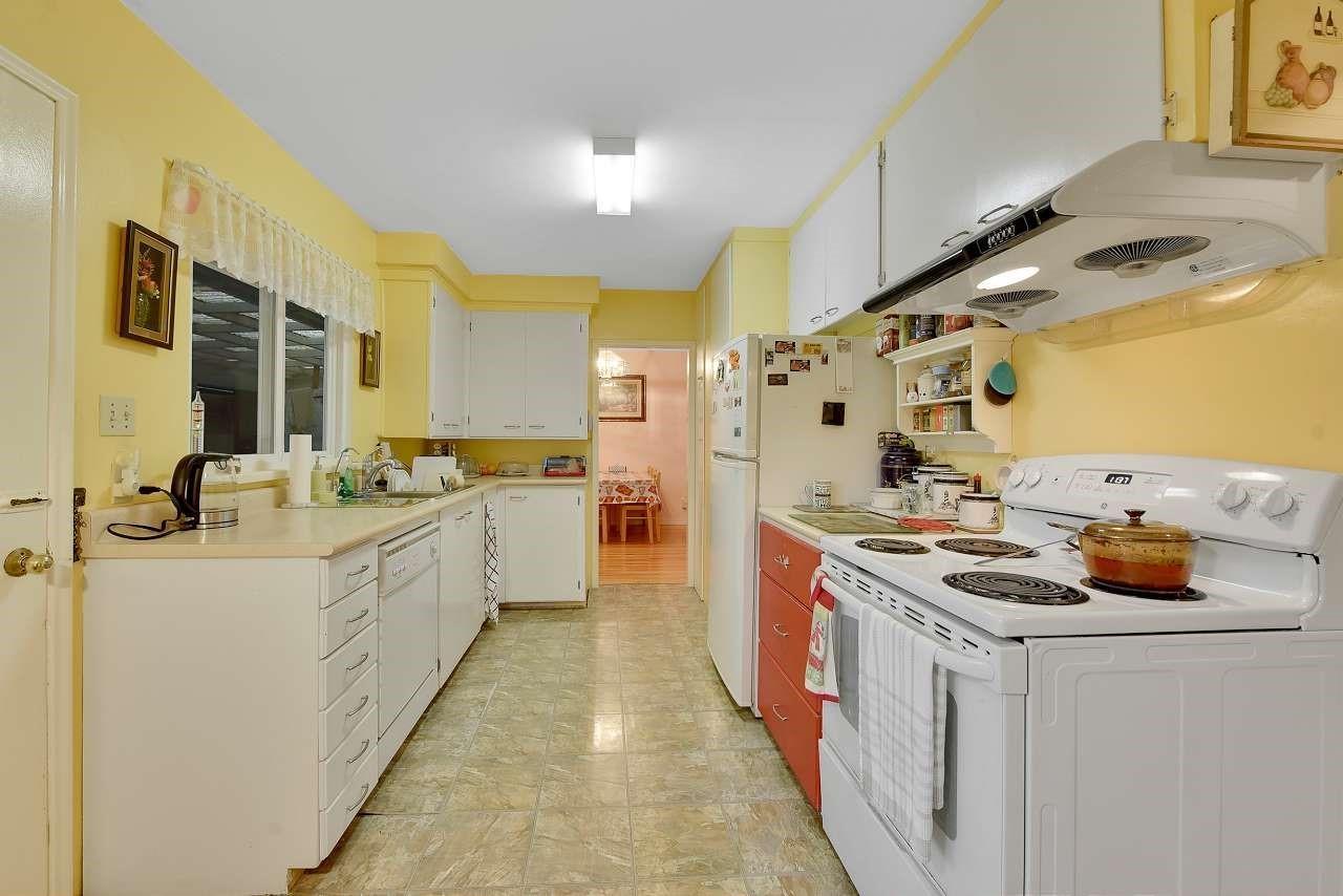 11102 135a Street, Surrey, British Columbia  V3R 3A4 - Photo 13 - R2955492
