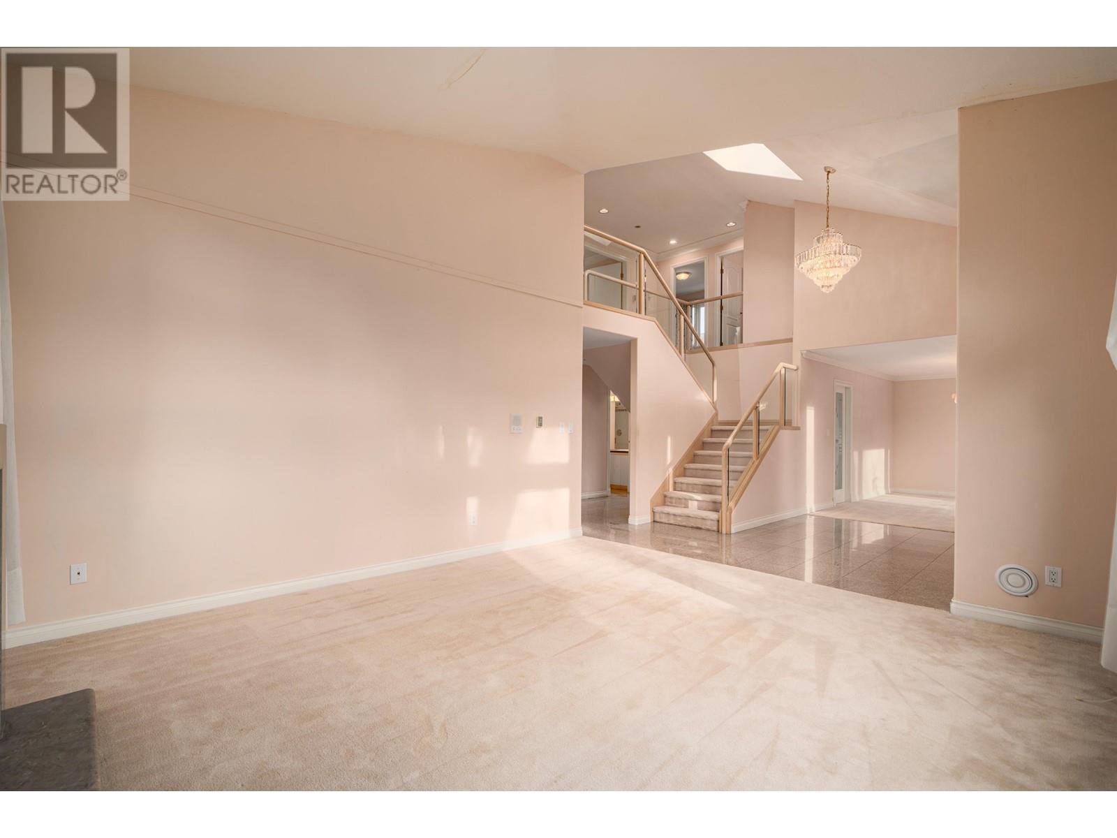 5411 Floyd Avenue, Richmond, British Columbia  V7E 5M9 - Photo 3 - R2954883