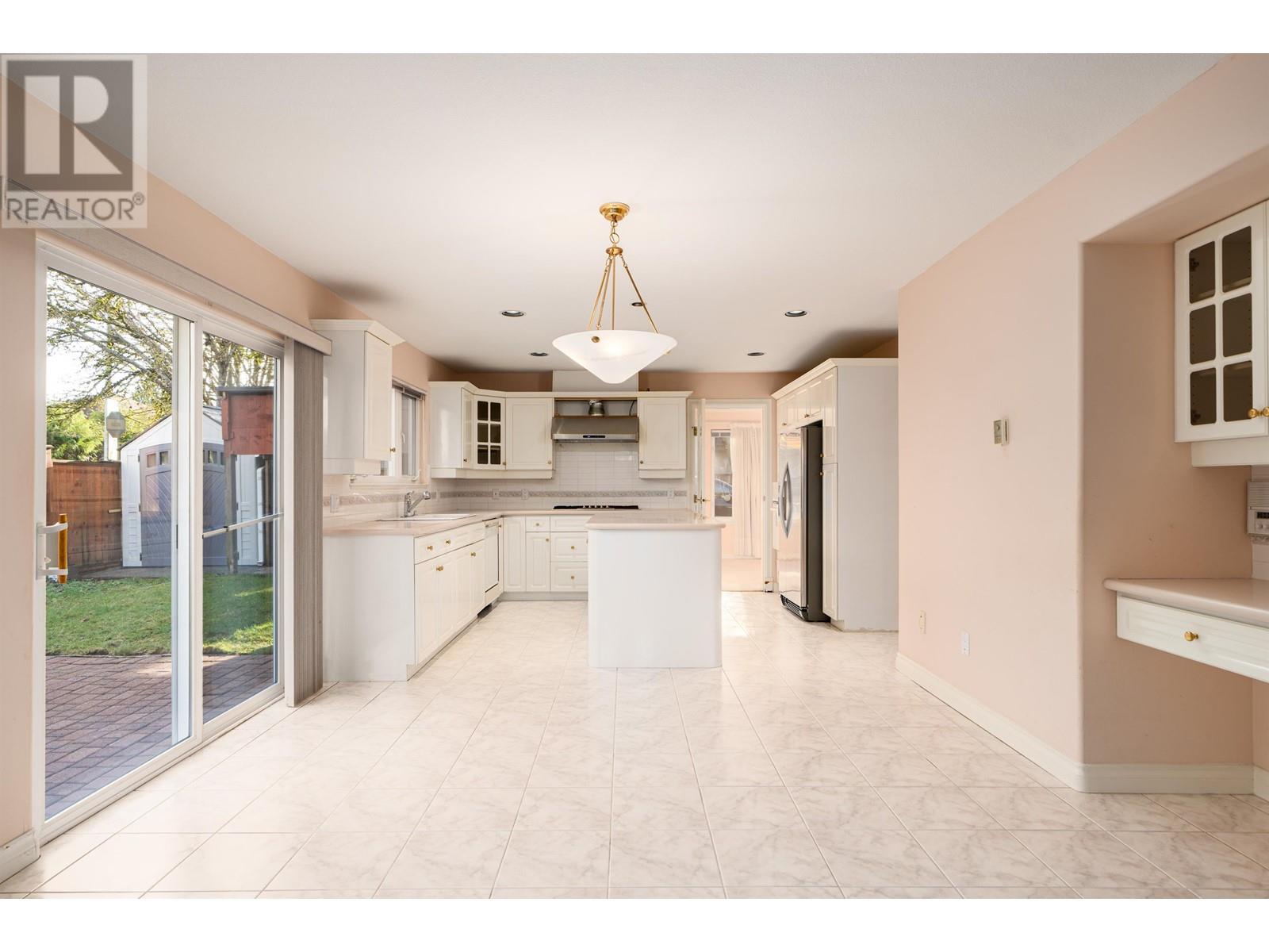 5411 Floyd Avenue, Richmond, British Columbia  V7E 5M9 - Photo 11 - R2954883