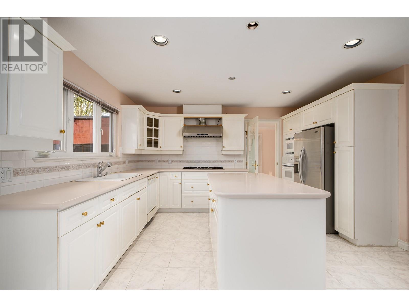 5411 Floyd Avenue, Richmond, British Columbia  V7E 5M9 - Photo 9 - R2954883