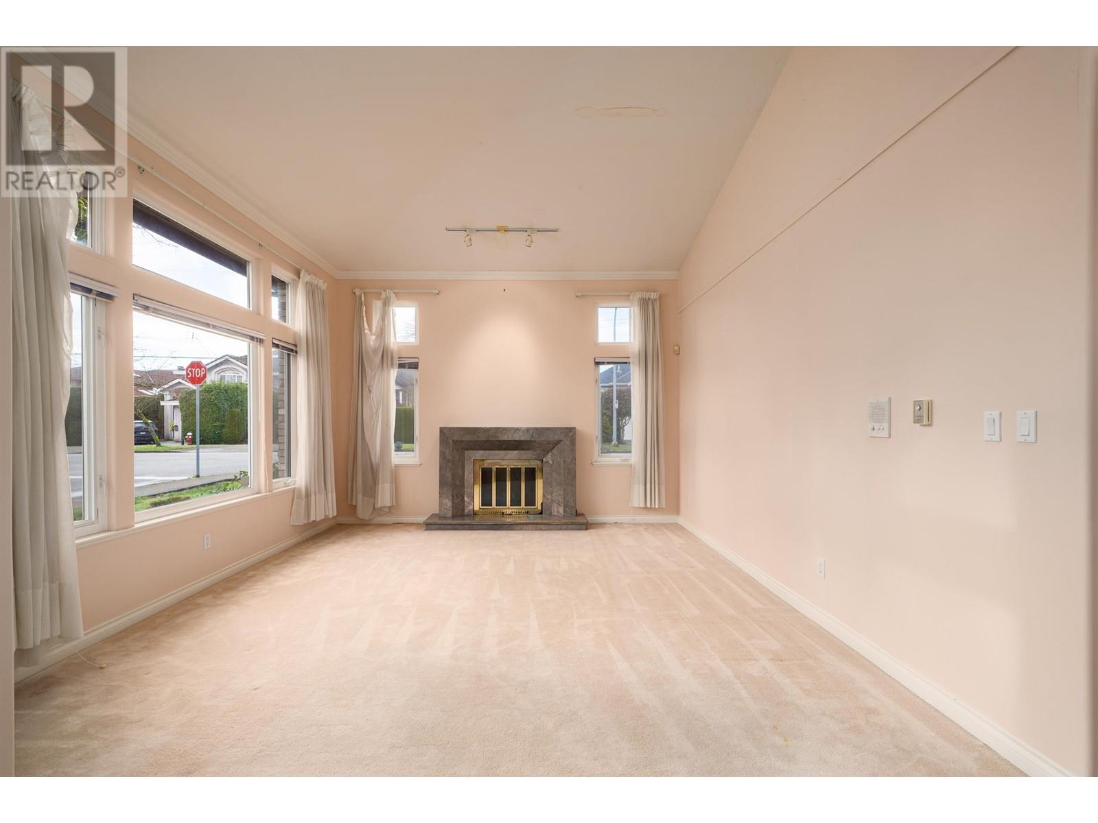 5411 Floyd Avenue, Richmond, British Columbia  V7E 5M9 - Photo 4 - R2954883