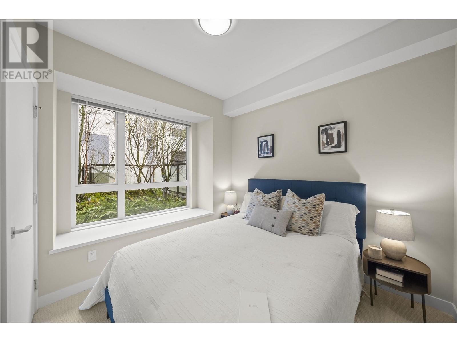 Listing Picture 11 of 18 : 108 9350 UNIVERSITY HIGH STREET, Burnaby / 本拿比 - 魯藝地產 Yvonne Lu Group - MLS Medallion Club Member