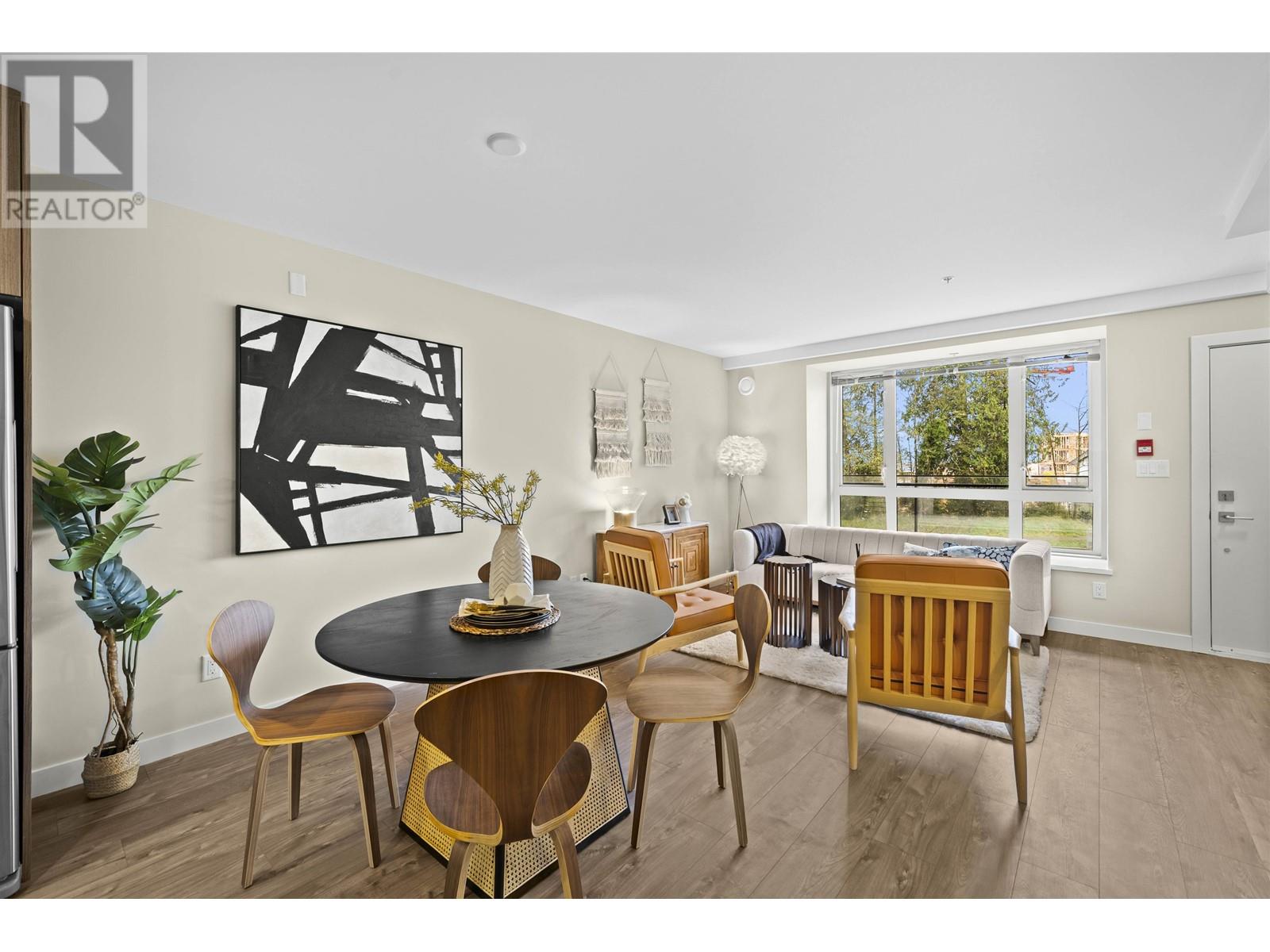 Listing Picture 7 of 18 : 108 9350 UNIVERSITY HIGH STREET, Burnaby / 本拿比 - 魯藝地產 Yvonne Lu Group - MLS Medallion Club Member