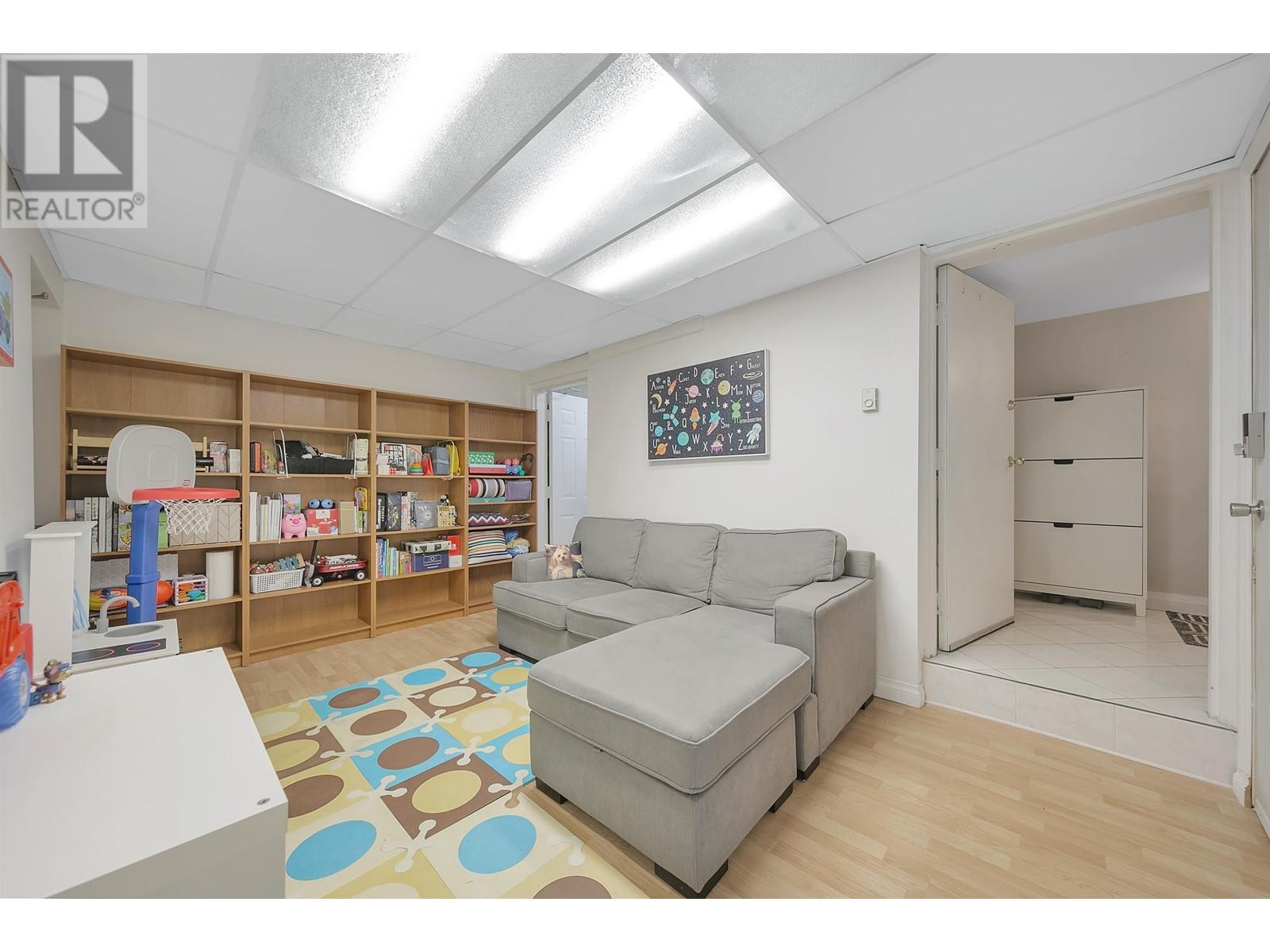 517 St. Andrews Avenue, North Vancouver, British Columbia  V7L 4W2 - Photo 23 - R2955934