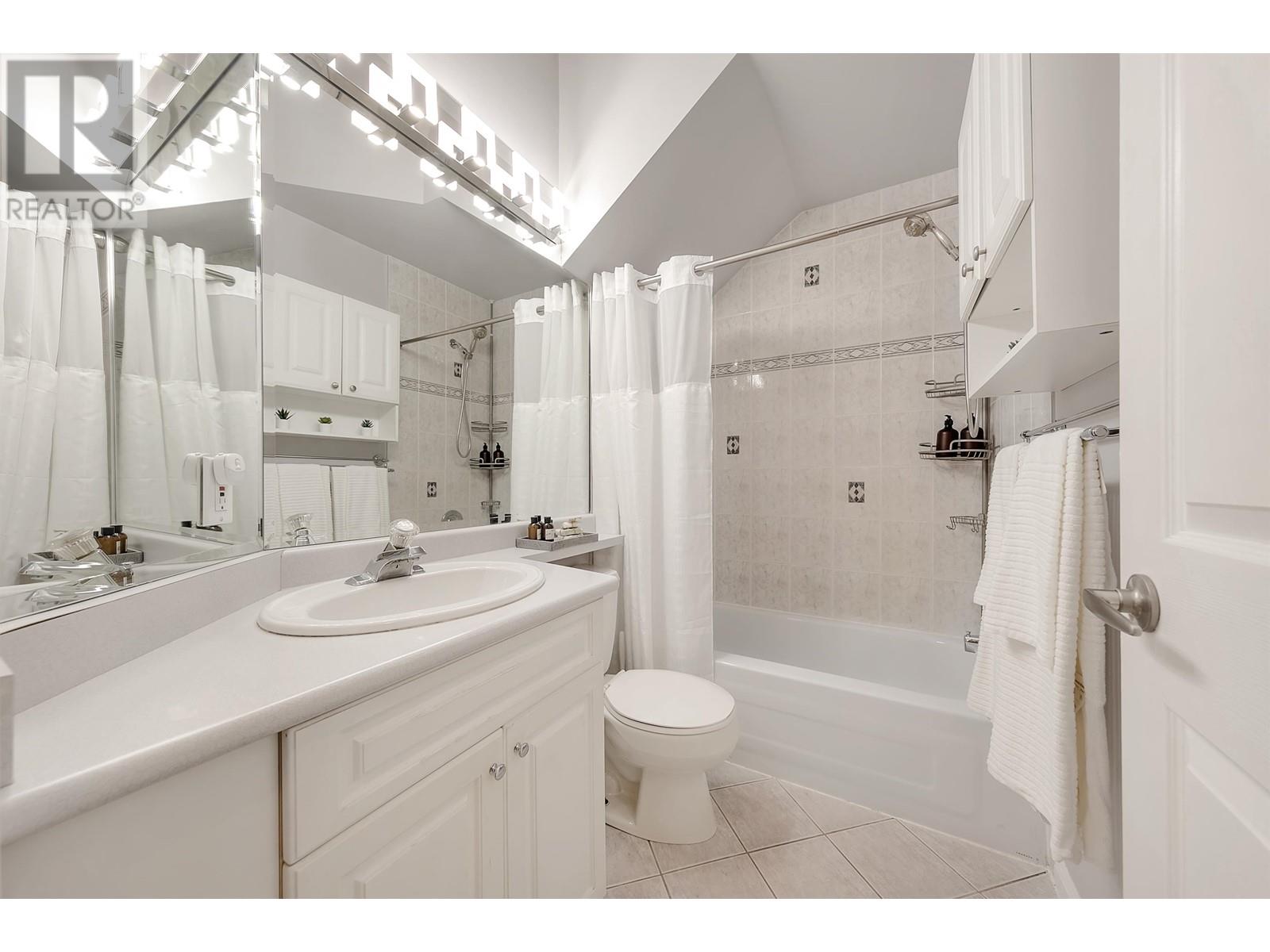 517 St. Andrews Avenue, North Vancouver, British Columbia  V7L 4W2 - Photo 27 - R2955934