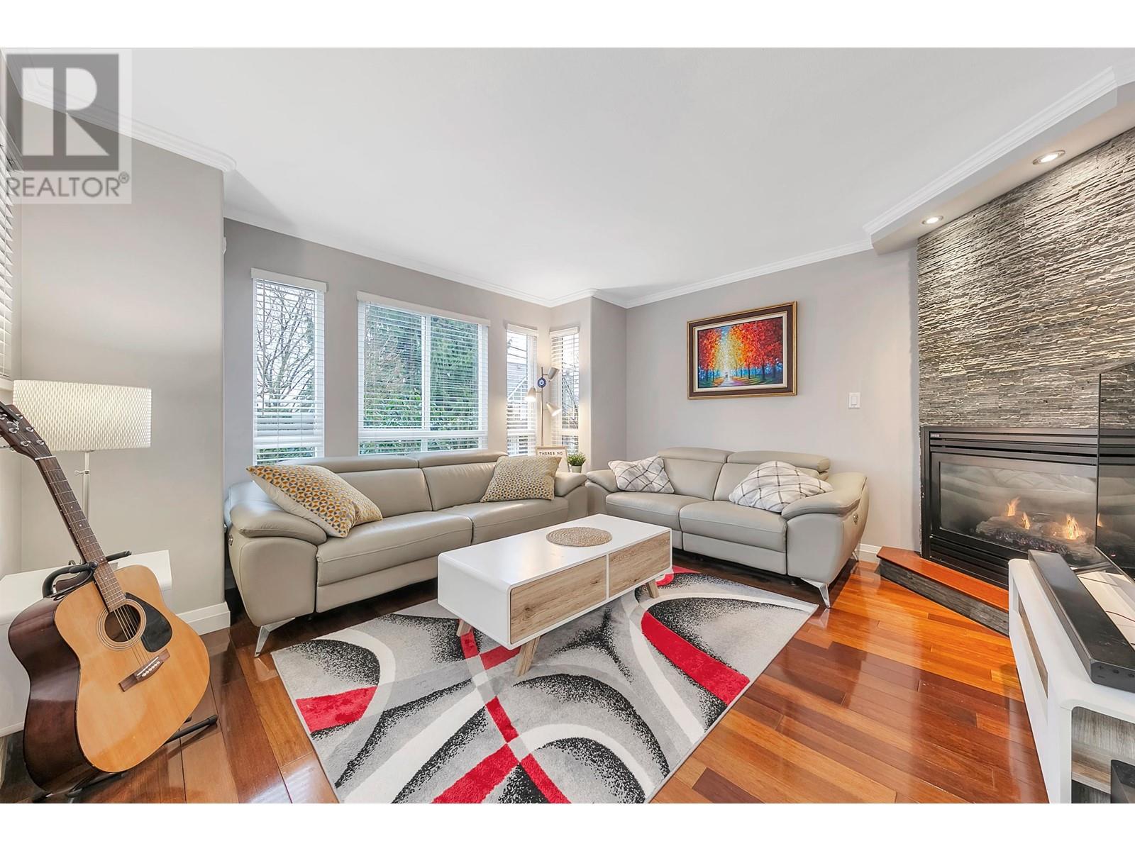 517 St. Andrews Avenue, North Vancouver, British Columbia  V7L 4W2 - Photo 6 - R2955934