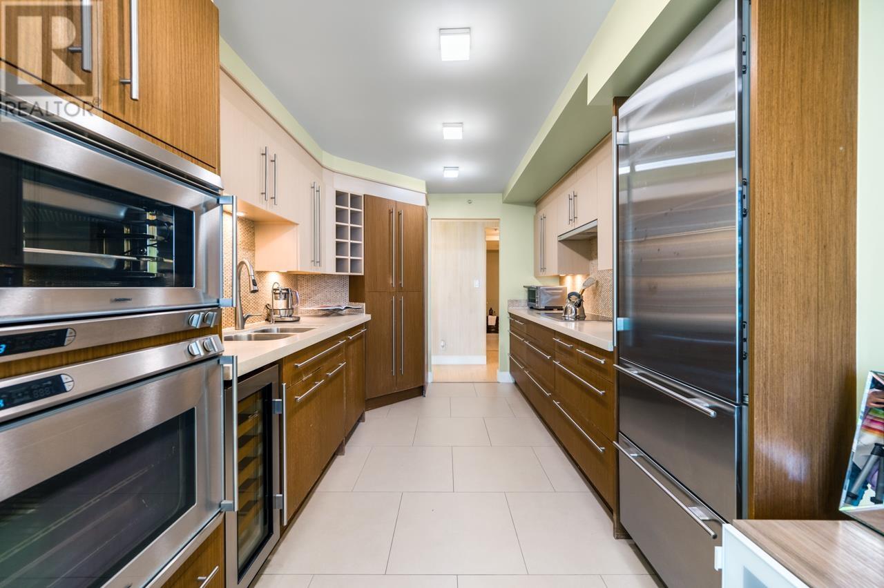 Listing Picture 12 of 20 : 306 1575 W 10TH AVENUE, Vancouver / 溫哥華 - 魯藝地產 Yvonne Lu Group - MLS Medallion Club Member