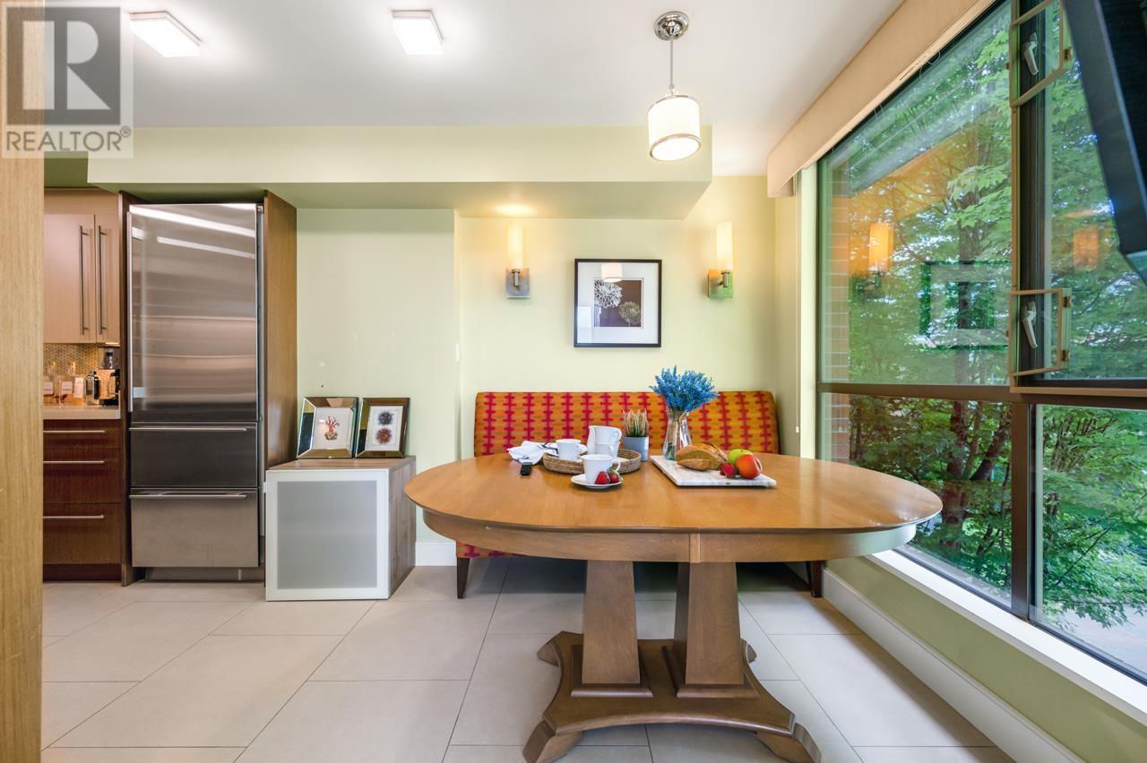 Listing Picture 13 of 20 : 306 1575 W 10TH AVENUE, Vancouver / 溫哥華 - 魯藝地產 Yvonne Lu Group - MLS Medallion Club Member