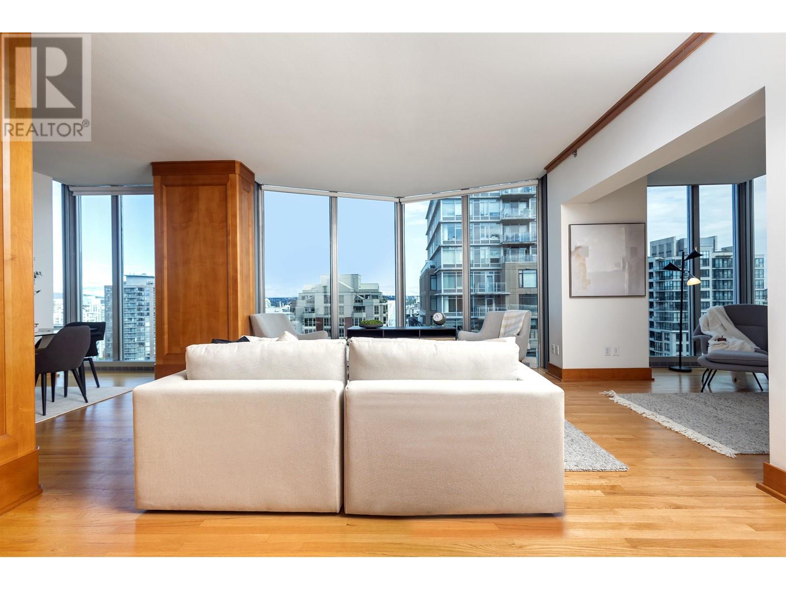 Listing Picture 12 of 25 : 2601 889 HOMER STREET, Vancouver / 溫哥華 - 魯藝地產 Yvonne Lu Group - MLS Medallion Club Member