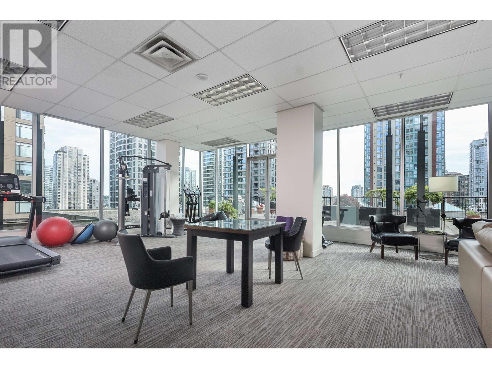 Listing Picture 21 of 25 : 2601 889 HOMER STREET, Vancouver / 溫哥華 - 魯藝地產 Yvonne Lu Group - MLS Medallion Club Member