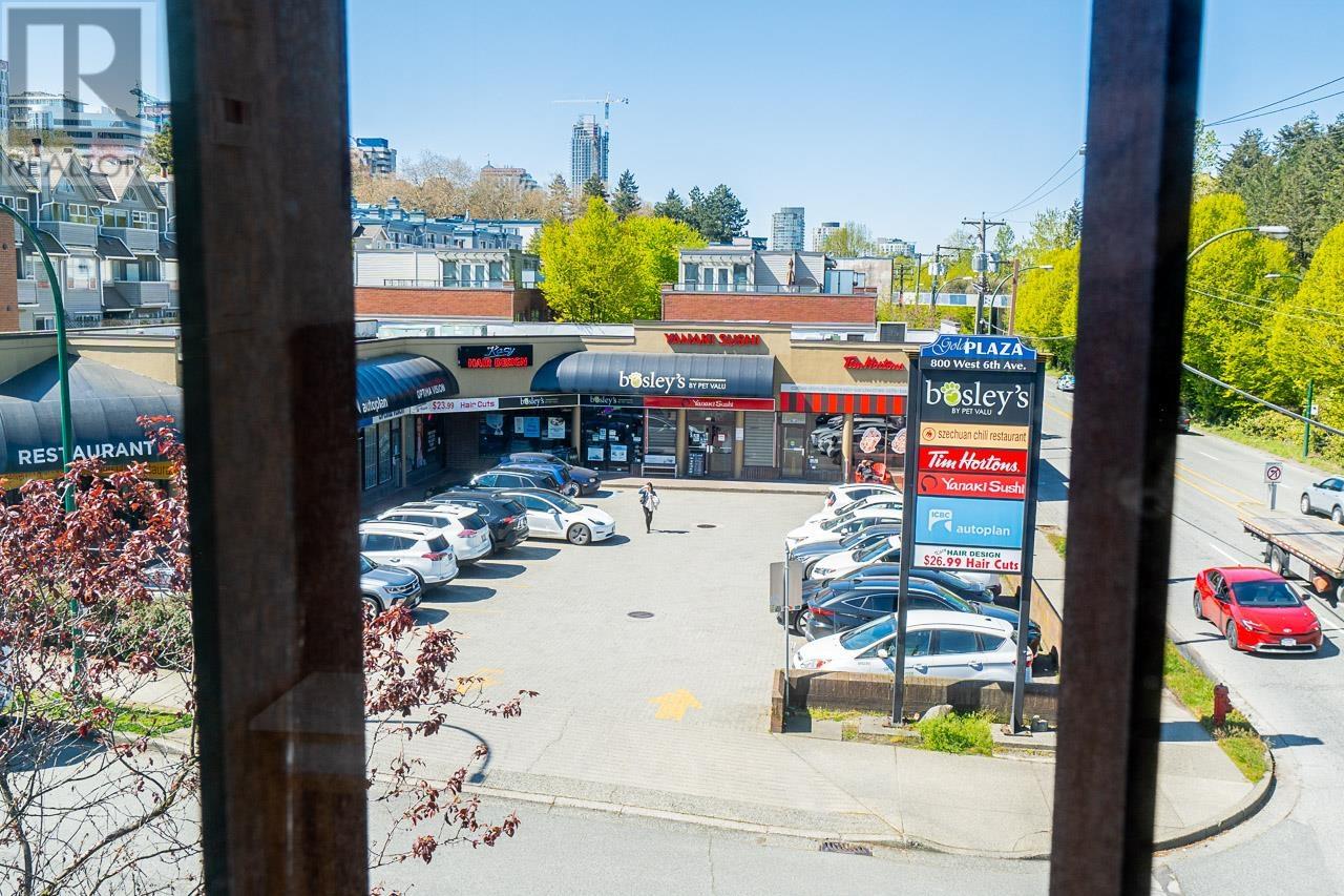 Listing Picture 20 of 37 : 778 W 6TH AVENUE, Vancouver / 溫哥華 - 魯藝地產 Yvonne Lu Group - MLS Medallion Club Member