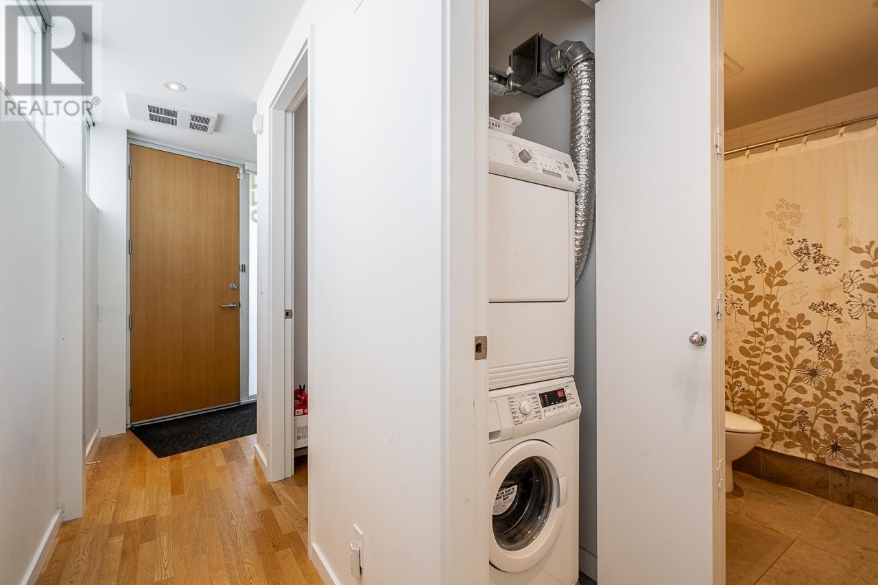 Listing Picture 29 of 37 : 778 W 6TH AVENUE, Vancouver / 溫哥華 - 魯藝地產 Yvonne Lu Group - MLS Medallion Club Member