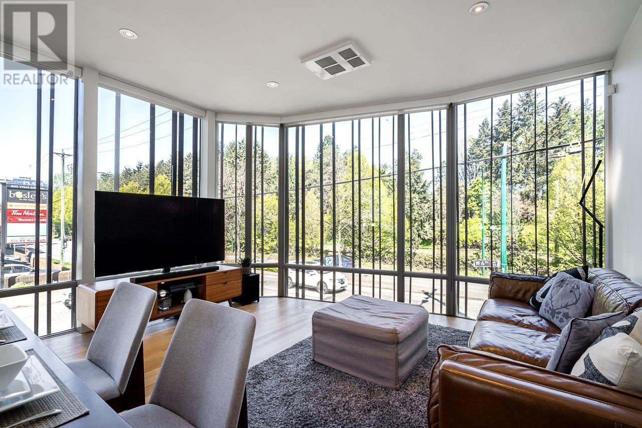 Listing Picture 5 of 37 : 778 W 6TH AVENUE, Vancouver / 溫哥華 - 魯藝地產 Yvonne Lu Group - MLS Medallion Club Member