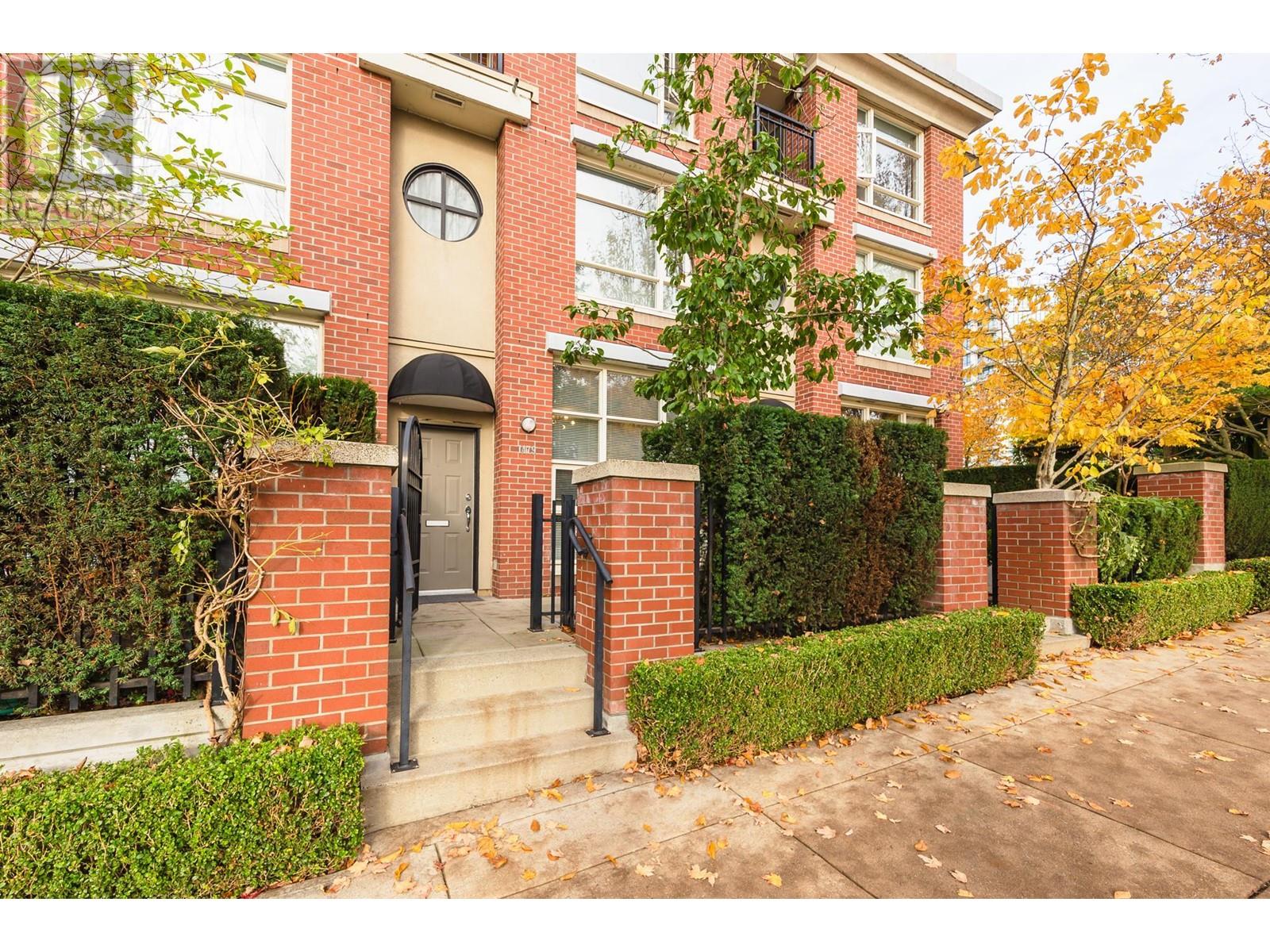 Listing Picture 25 of 33 : 1479 E KING EDWARD AVENUE, Vancouver / 溫哥華 - 魯藝地產 Yvonne Lu Group - MLS Medallion Club Member