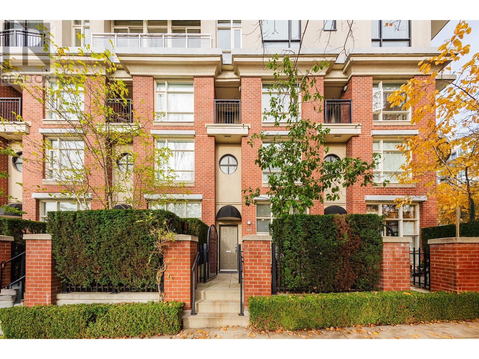 Listing Picture 26 of 33 : 1479 E KING EDWARD AVENUE, Vancouver / 溫哥華 - 魯藝地產 Yvonne Lu Group - MLS Medallion Club Member