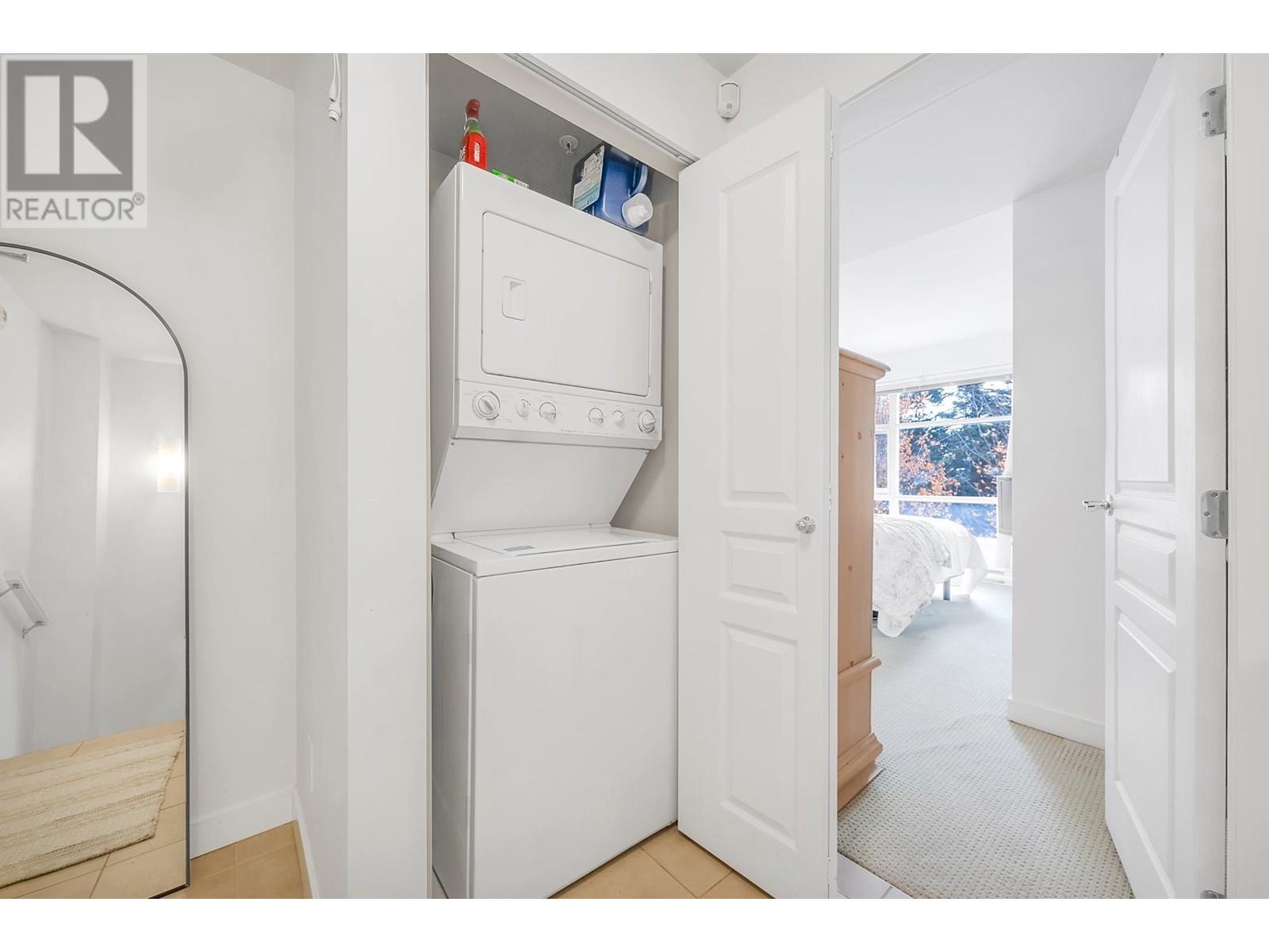 Listing Picture 30 of 33 : 1479 E KING EDWARD AVENUE, Vancouver / 溫哥華 - 魯藝地產 Yvonne Lu Group - MLS Medallion Club Member